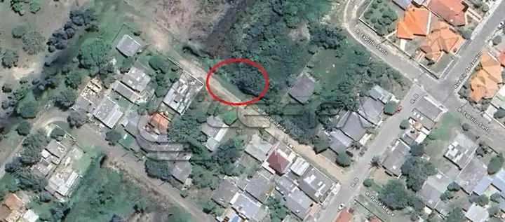 UM TERRENO URBANO, SEM BENFEITORIAS, COM A ÁREA DE 300M², SITUADO NA PRAIA ...