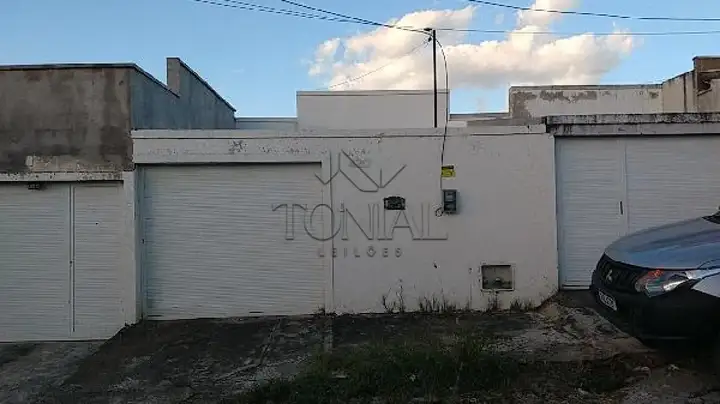 Casa em leilão em Itaitinga