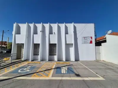 (23% de desconto) - Ex-Agência 240m² com Terreno 400m² | DESOCUPADA | Oscar Bressane-SP | Centro - Condições de Pagament