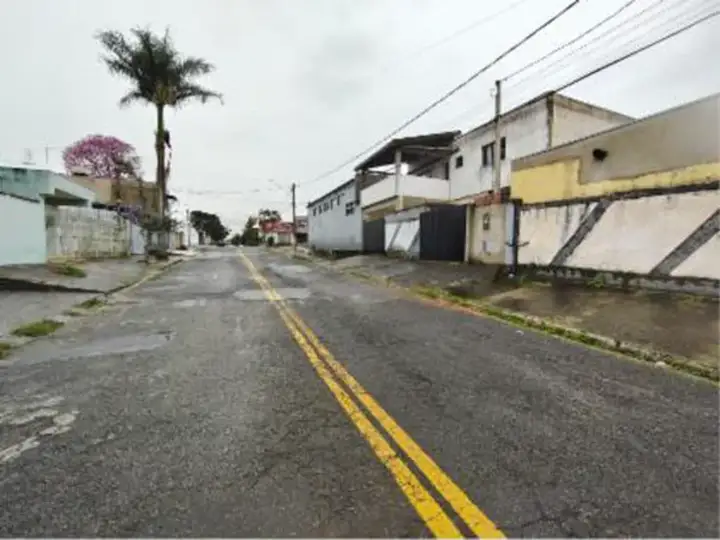 Casa em leilão em Taubaté