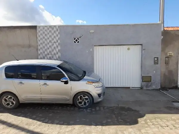 Casa em leilão em Feira de Santana