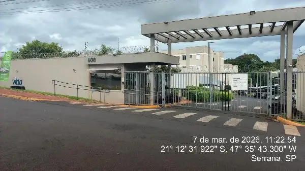 Apartamento em leilão em Serrana