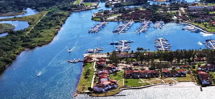 Área de terreno de 19.144,19m², sem construções, Cond. Porto Bracuí, Angra dos Reis