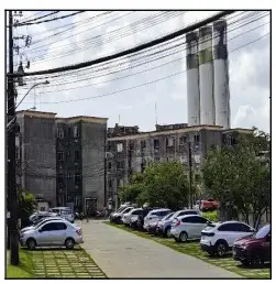 Imóvel em leilão - RUA CABACEIRAS, N. SN, Apto 203, BL 17, PLATAFORMA, SALVADOR, BA