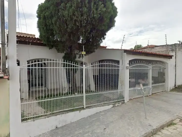Casa em leilão em Jacareí