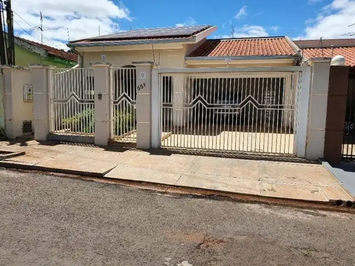Casa em leilão em Ourinhos