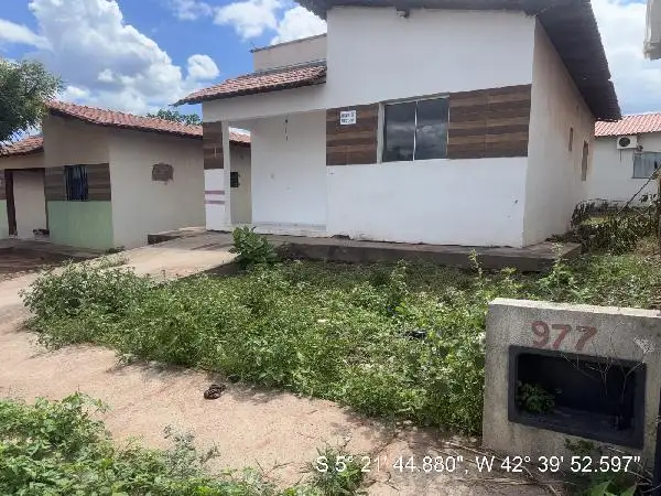 Casa em leilão em Demerval Lobão
