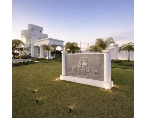 Residenciais em leilão em Sinop