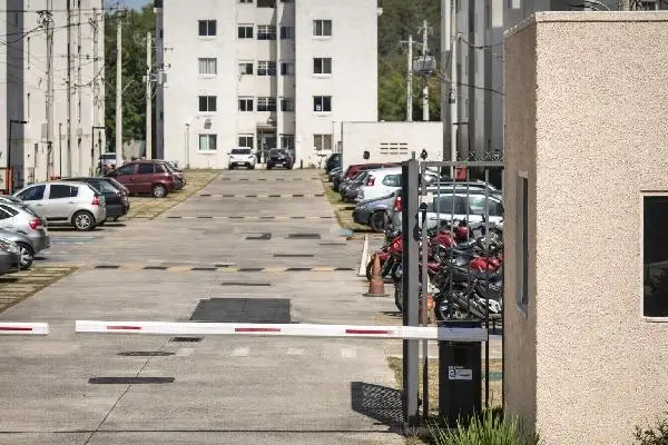 Imóvel em leilão - ESTRADA CABUCU DE BAIXO, N. 600, Apto 502, BL 05, GUARATIBA, RIO DE JANEIRO, RJ