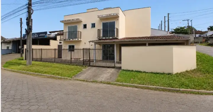Casa em leilão em Araquari