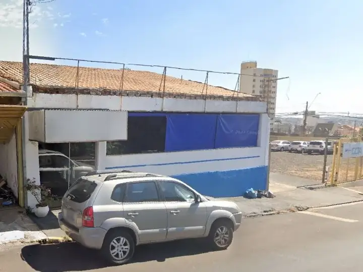 Comercial em leilão em Bauru