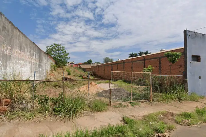 Leilão Judicial de Terreno em Américo Brasiliense - Rua Gentil Prudente Correia, 766