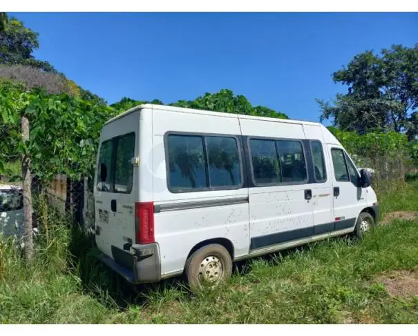 Diversos em leilão em Confins