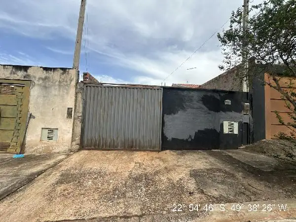 Casa em leilão em Santa Cruz do Rio Pardo