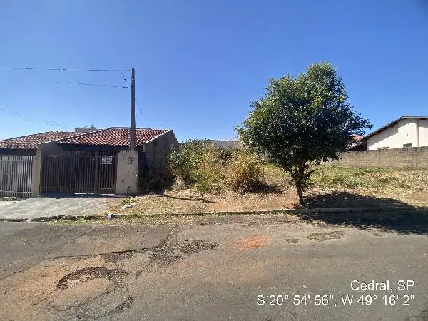 Terreno em leilão em Cedral