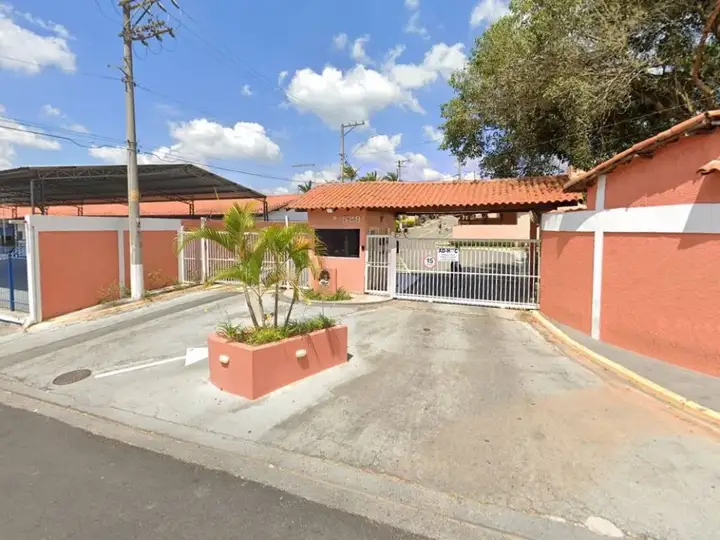Casa em leilão em Cotia