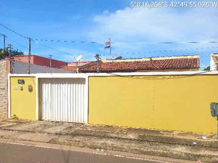 Casa - 93,49m² de área privativa, 300m² de área do terreno, com vaga de garagem - TIMON/MA