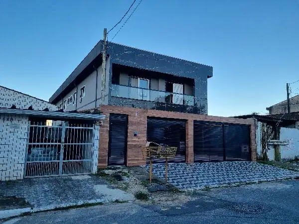 Casa em leilão em Praia Grande