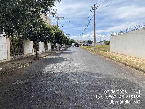 Imóvel em leilão - RUA HARPIA, N. 40, Apto 401, BLOCO 11, GRAND VILLE, UBERLANDIA, MG