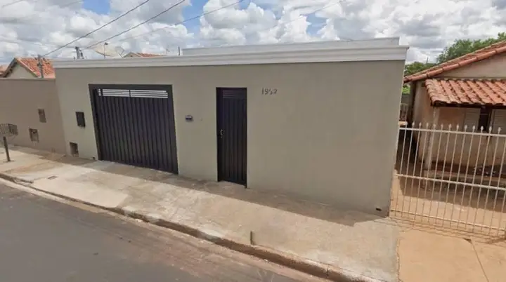 Casas em leilão em Frutal