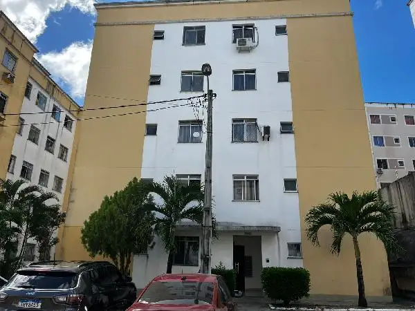 Apartamento em leilão em Lauro de Freitas