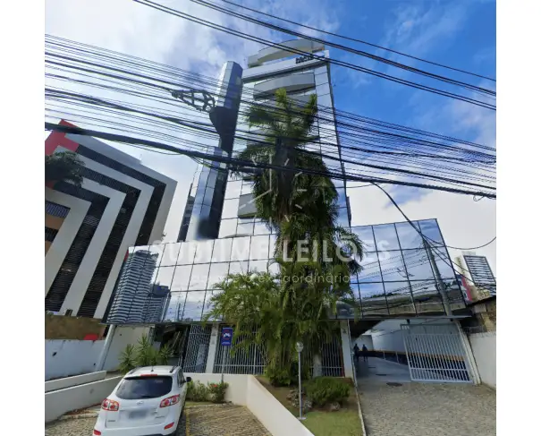 Comerciais em leilão em Salvador