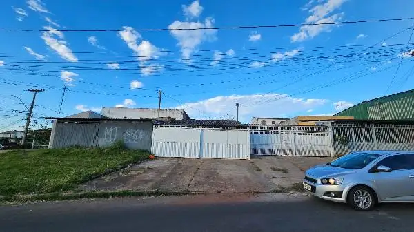 Leilão Extrajudicial de Casa em Samambaia - Qr 425, N. Sn, Lt 19 Cj 03, Samambaia Norte