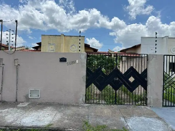 Imóvel em leilão - RUA JUVENAL SEMEÃO, N. 567, CS B, PLANALTO DA GALILÉIA, HORIZONTE, CE