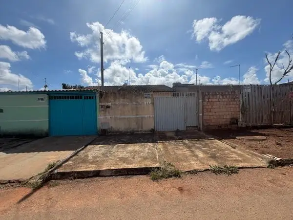 Imóvel em leilão - RUA 19, N. LT 07, QD 43 CS 02, PARQUE SOL NASCENTE, LUZIANIA, GO