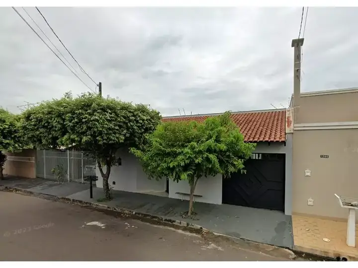 Casa em leilão em Birigui