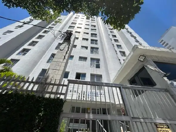 Apartamento em leilão em Guarujá