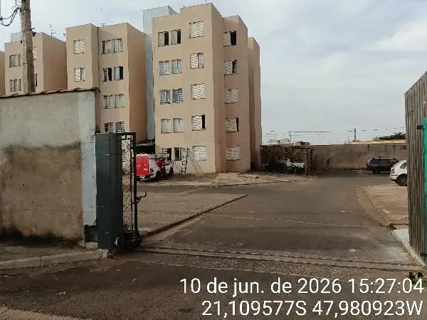 Apartamento em leilão em Sertãozinho