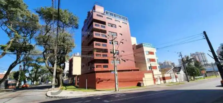 Apartamento em leilão em Curitiba