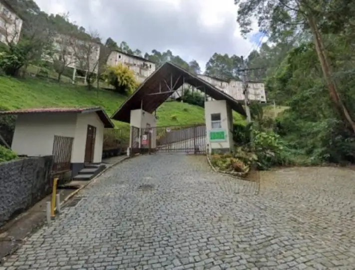 Apartamento em leilão em Nova Friburgo