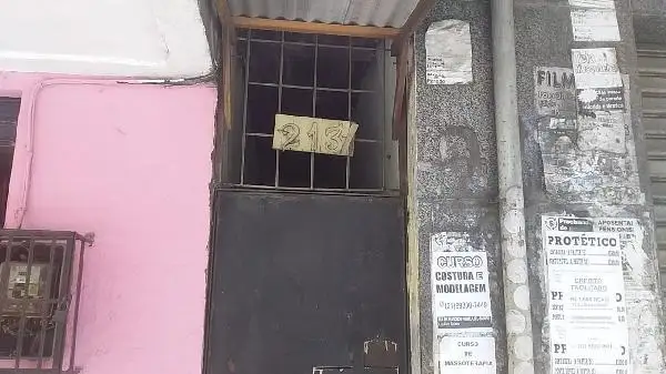 Imóvel em leilão - RUA DOUTOR FRANCISCO PORTELA, N. 213, CS 01 FDS, CENTRO, SAO GONCALO, RJ