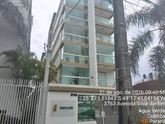 Apartamento em leilão em Curitiba