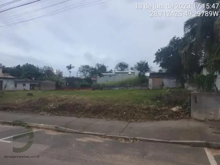 Terreno em leilão em Içara