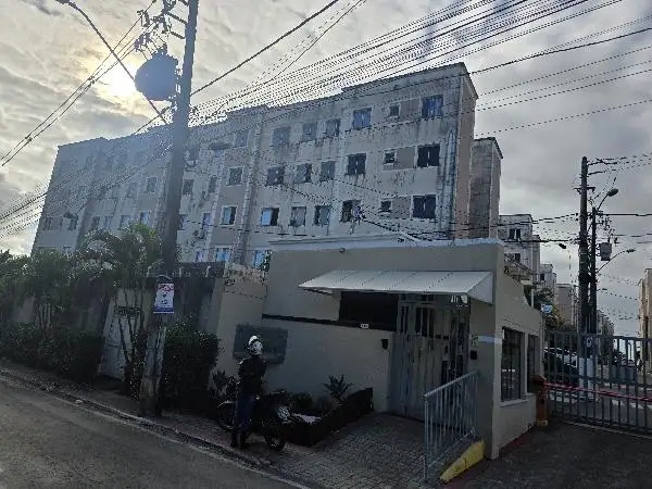 Imóvel em leilão - AVENIDA PROFESSOR THEOCRITO BATISTA, N. 1004, Apto 108, BL 08 MOD 01 BOX 356, CAJI, LAURO DE FREITAS, BA