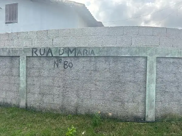 Casa em leilão em Magé