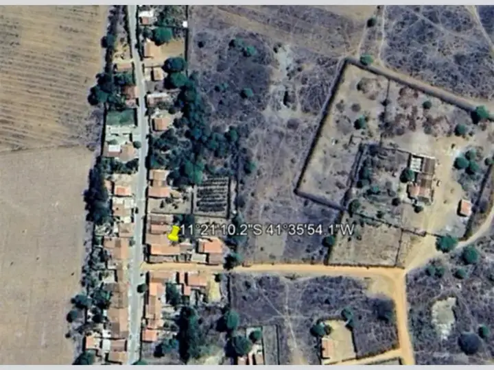 Casa - João Dourado - BA