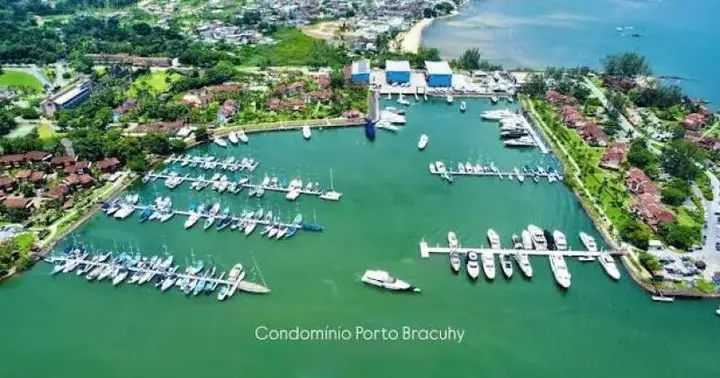 Área de terras de 19.144,19m² no Condomínio de alto padrão "Porto Bracuí", Angra dos Reis/RJ