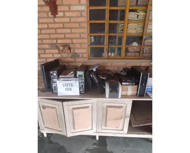 Diversos em leilão em Confins
