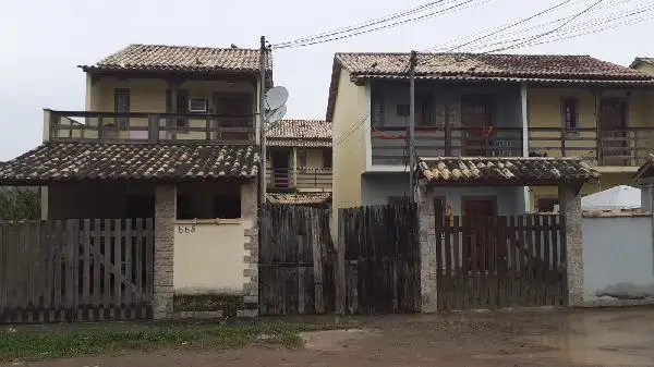 Casa em leilão em Magé