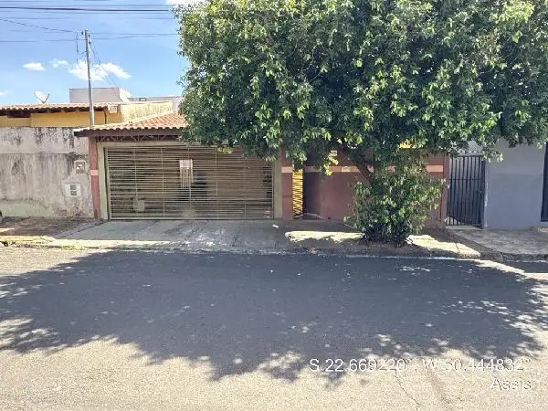 Casa em leilão em Assis