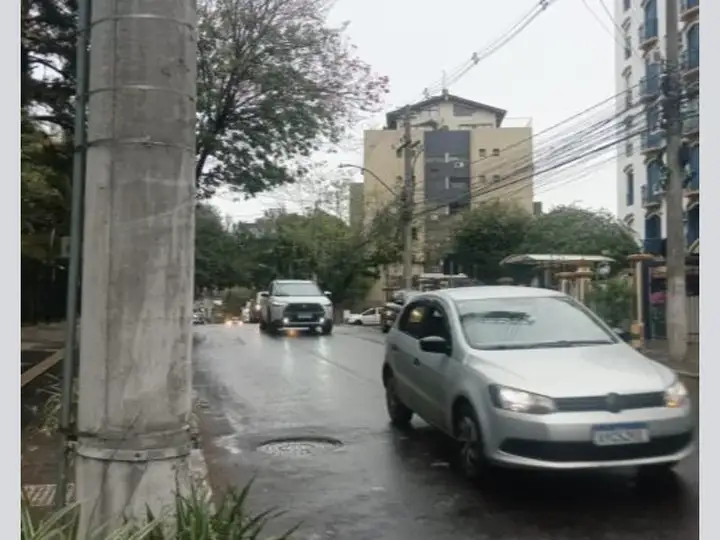 Comercial em leilão em Porto Alegre