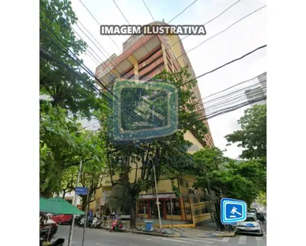 Residenciais em leilão em Guarujá
