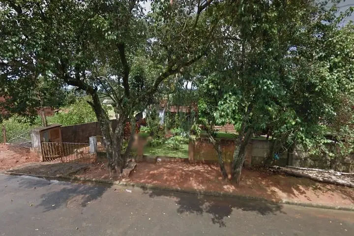 Casa - Bairro Santuário Nossa Senhora Aparecida - A.T. 275,00m² - A.C. 48,00m² IM