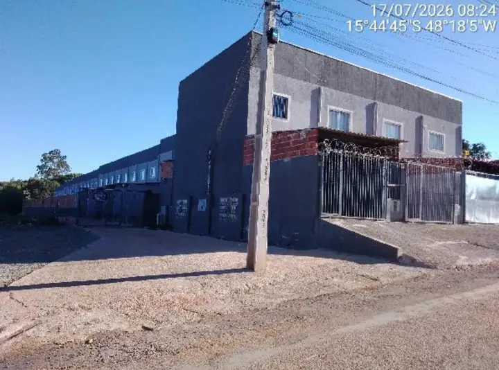 Casa - 67,9m² de área privativa, 125,63m² de área do terreno, com vaga de garagem - AGUAS LINDAS DE GOIAS/GO