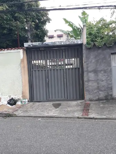 Imóvel em leilão - RUA CAPITAO VIEIRA, N. 270, CS 05, TURIACU, RIO DE JANEIRO, RJ