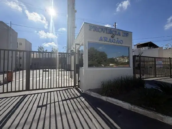 Imóvel em leilão - RUA ADIR ALVES DE LIMA, N. 90, Apto 203, BL 14 GLEBA 02, DONA CLARA, RIBEIRAO DAS NEVES, MG